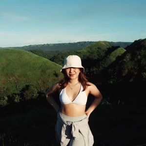 Meet your Posher, Zyra katrina